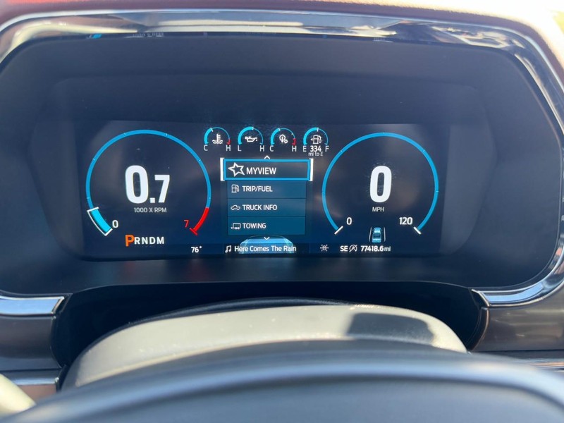 Ford F-150 Vehicle Full-screen Gallery Image 25