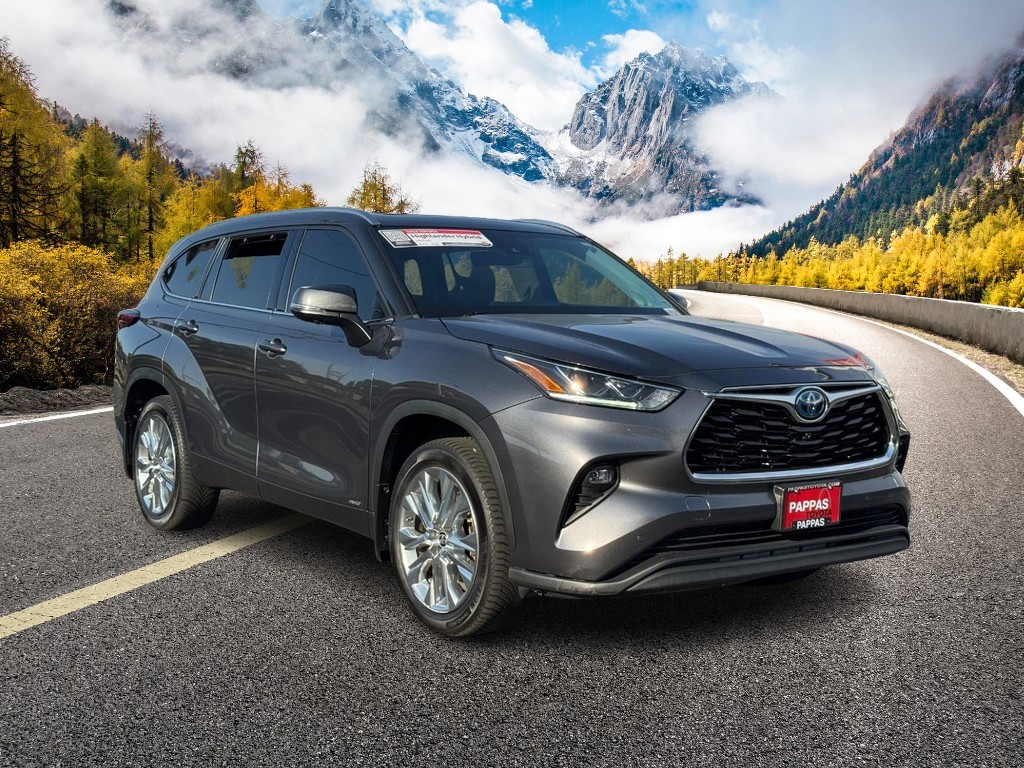 Toyota Highlander Vehicle Full-screen Gallery Image 01