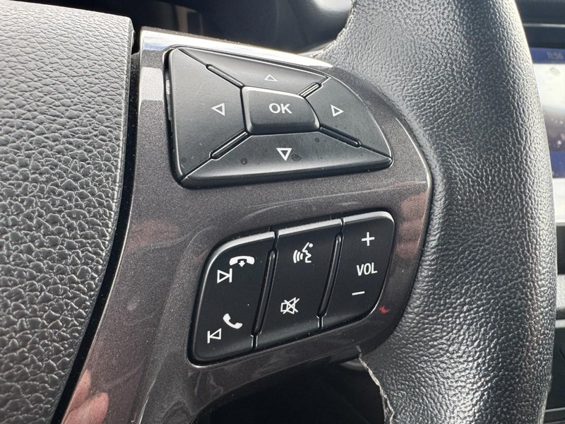 Ford Ranger Vehicle Full-screen Gallery Image 17