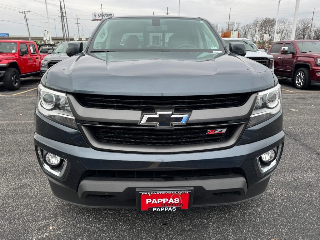 Chevrolet Colorado Vehicle Full-screen Gallery Image 09