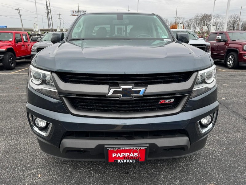 Chevrolet Colorado Vehicle Full-screen Gallery Image 09