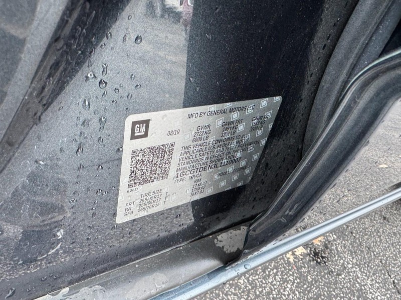 Chevrolet Colorado Vehicle Full-screen Gallery Image 23