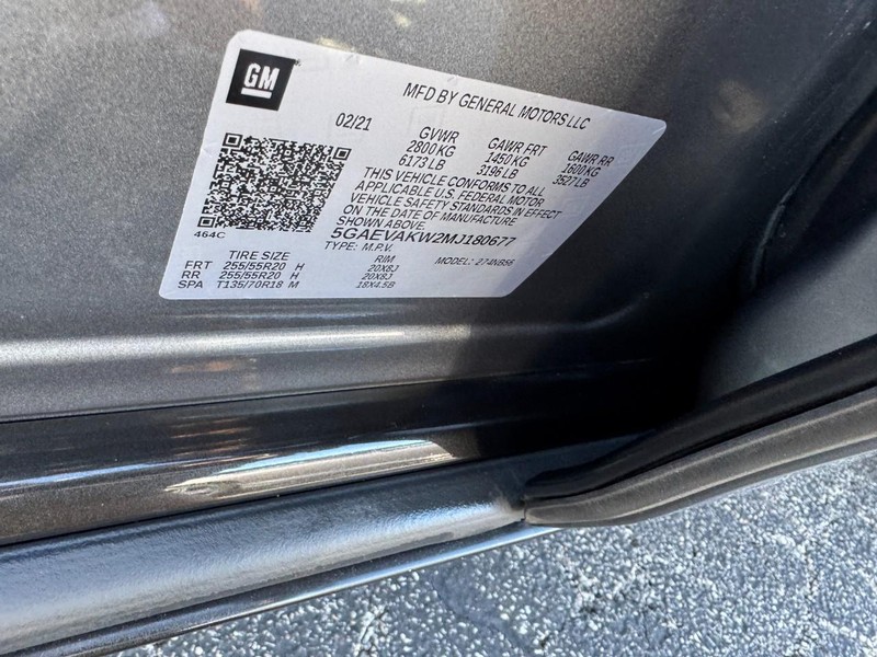 Buick Enclave Vehicle Full-screen Gallery Image 26