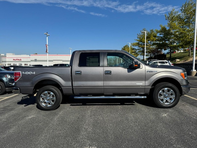 Ford F-150 Vehicle Full-screen Gallery Image 02