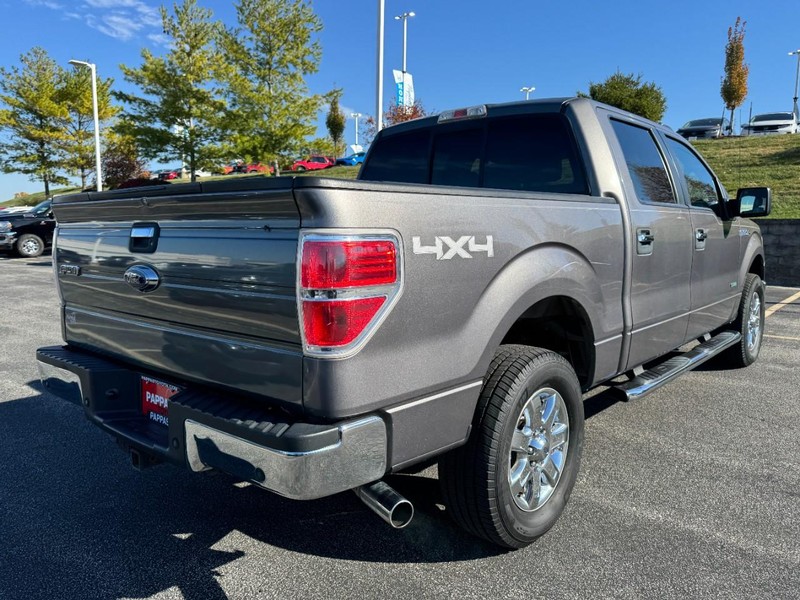 Ford F-150 Vehicle Full-screen Gallery Image 03