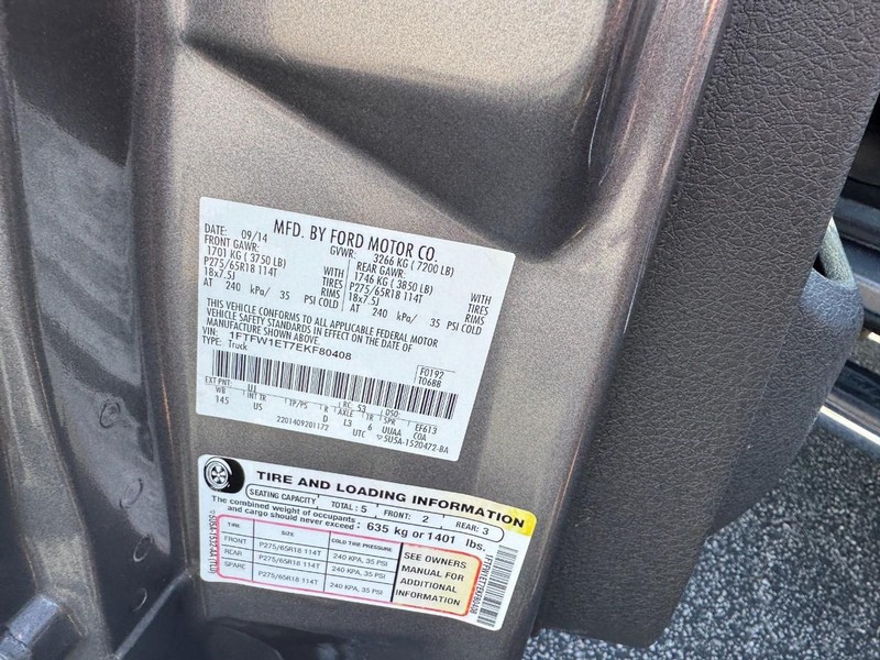 Ford F-150 Vehicle Full-screen Gallery Image 24