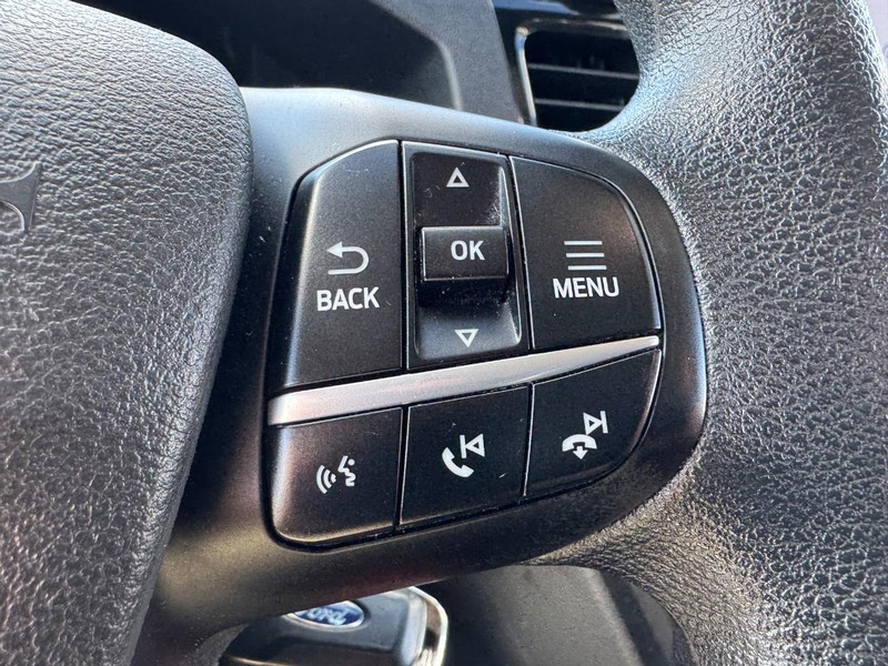 Ford Transit Passenger Wagon Vehicle Full-screen Gallery Image 16