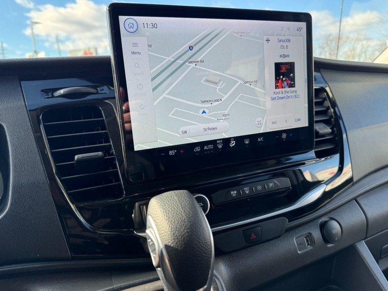 Ford Transit Passenger Wagon Vehicle Full-screen Gallery Image 18