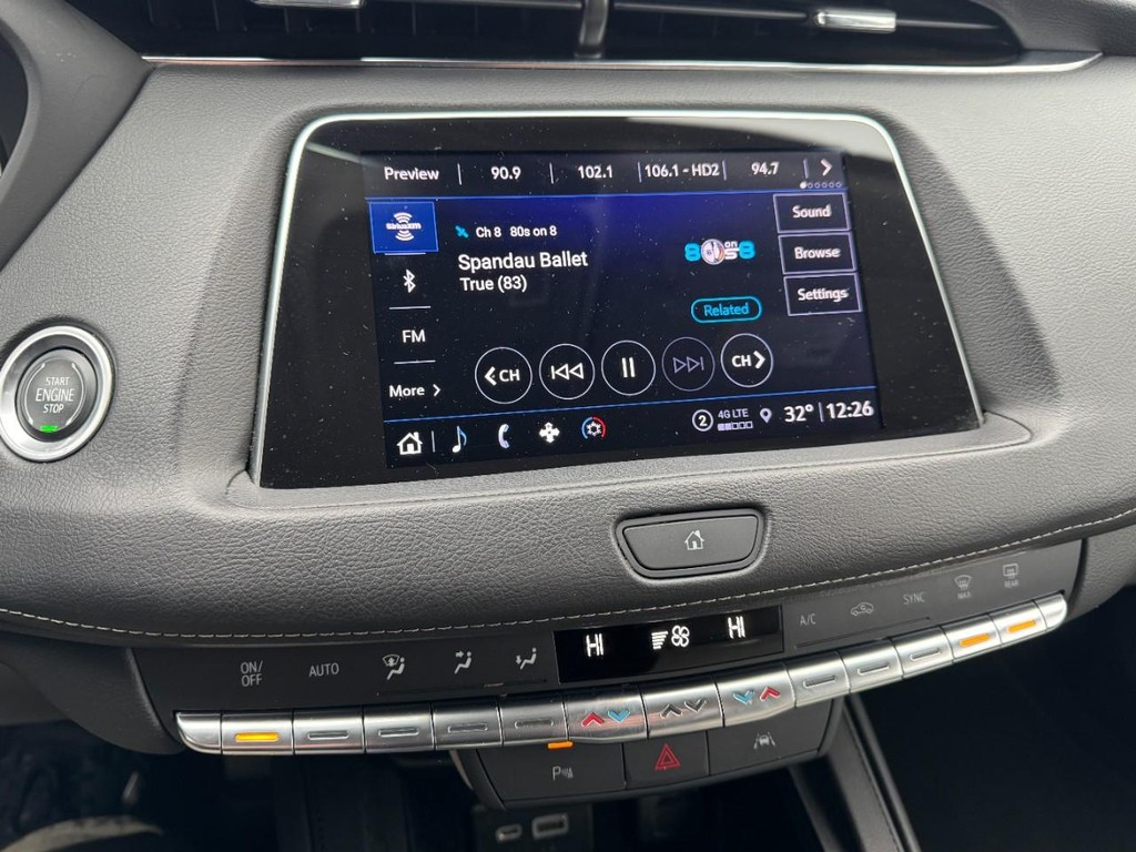 Cadillac XT4 Vehicle Full-screen Gallery Image 18