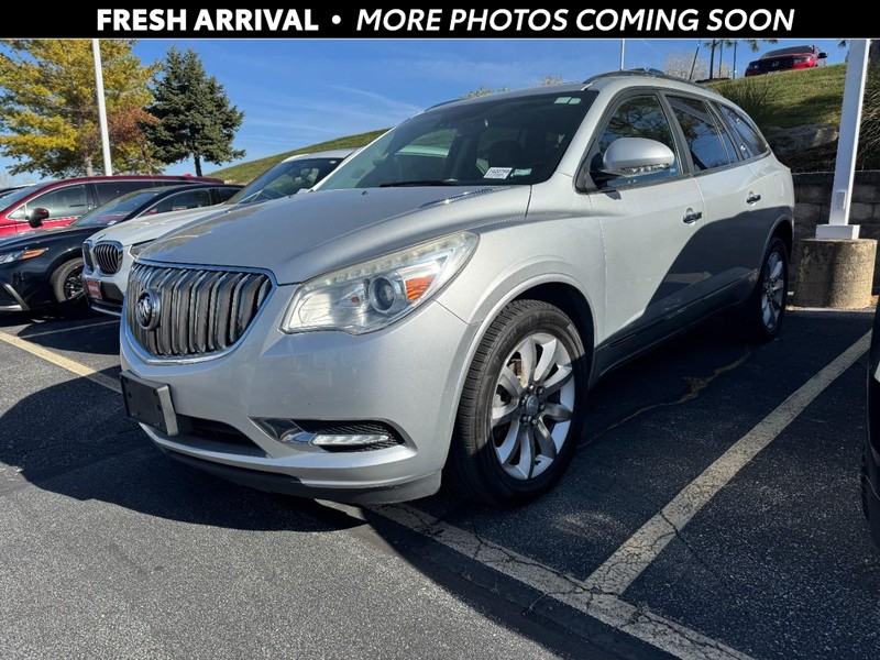 Buick Enclave Vehicle Full-screen Gallery Image 01