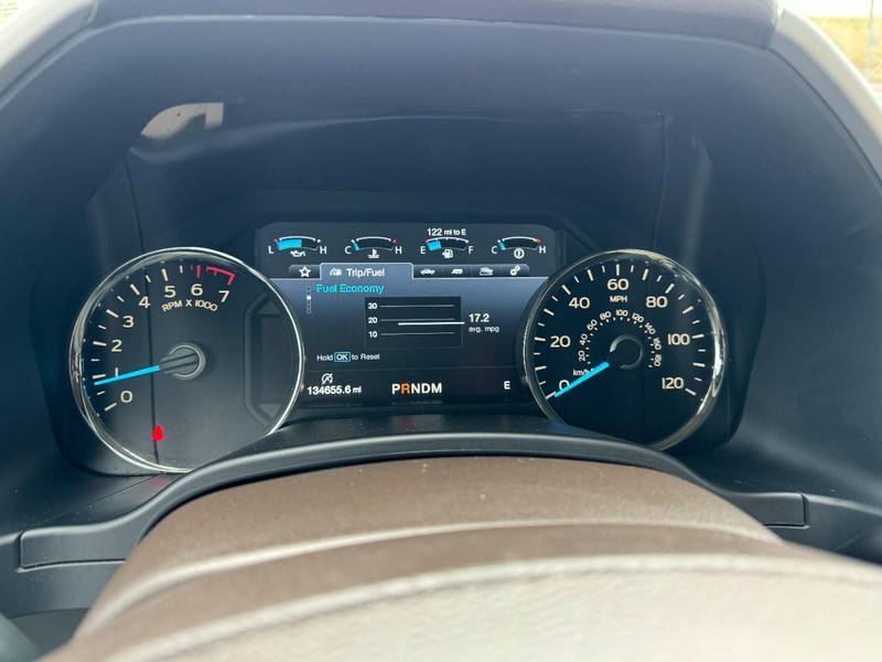 Ford F-150 Vehicle Full-screen Gallery Image 23