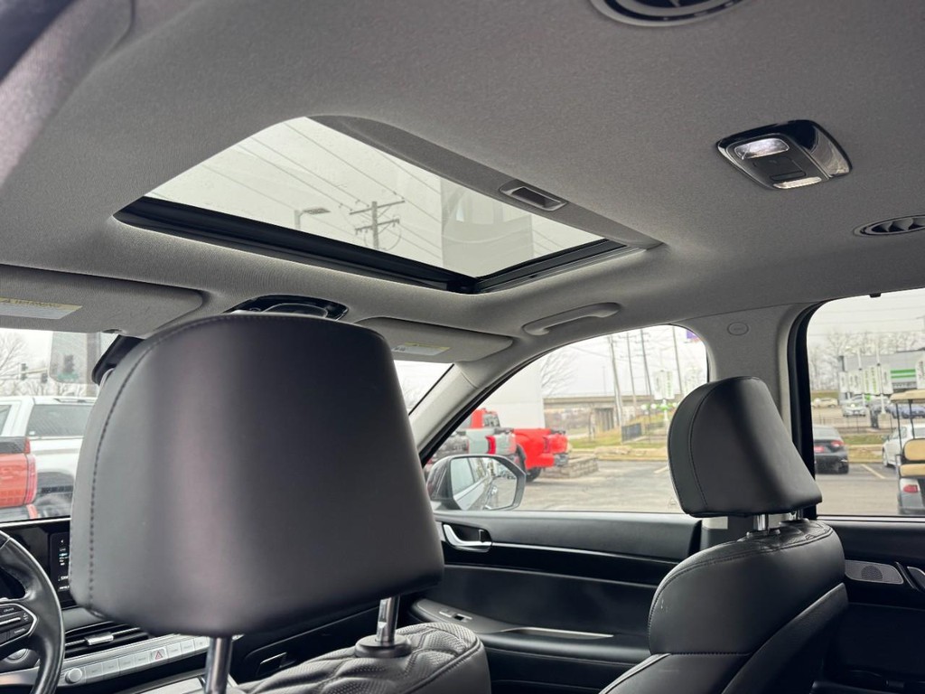 Hyundai Palisade Vehicle Full-screen Gallery Image 11