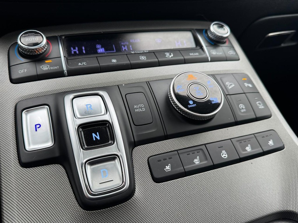 Hyundai Palisade Vehicle Full-screen Gallery Image 21