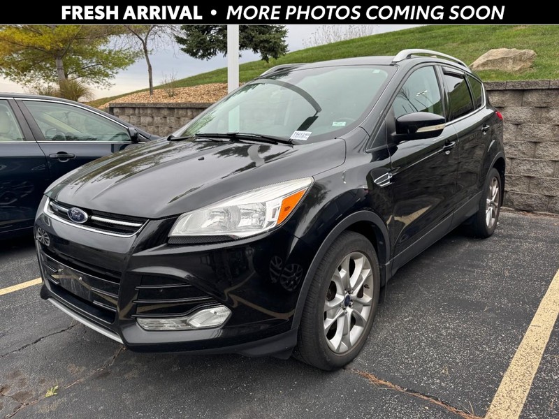 Ford Escape Vehicle Full-screen Gallery Image 01