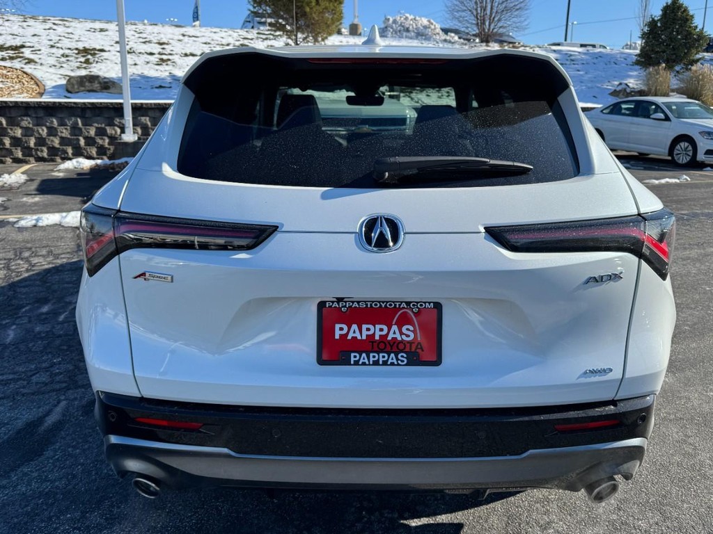 Acura ADX Vehicle Full-screen Gallery Image 04
