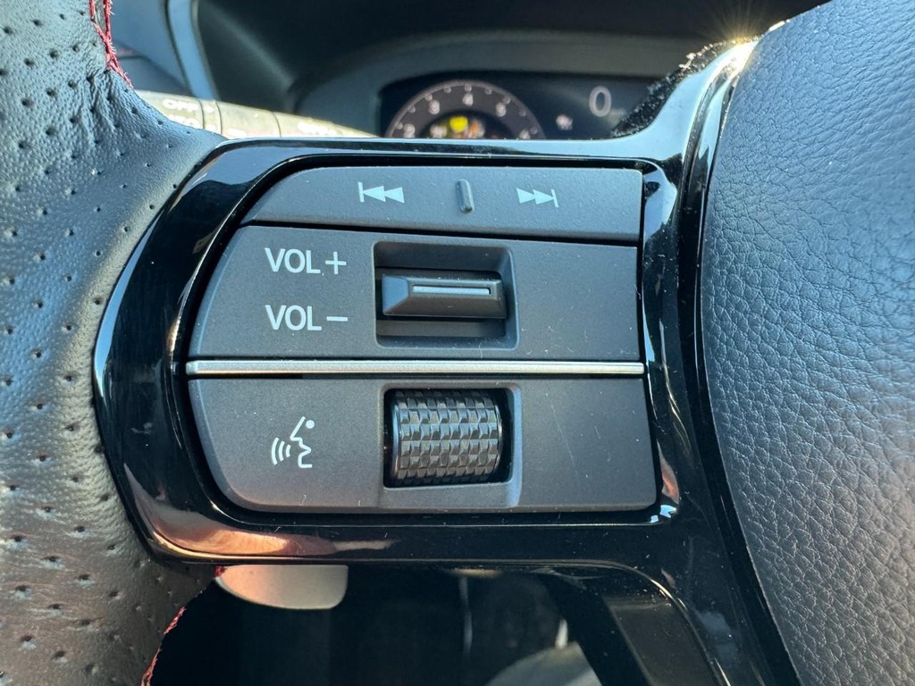 Acura ADX Vehicle Full-screen Gallery Image 17