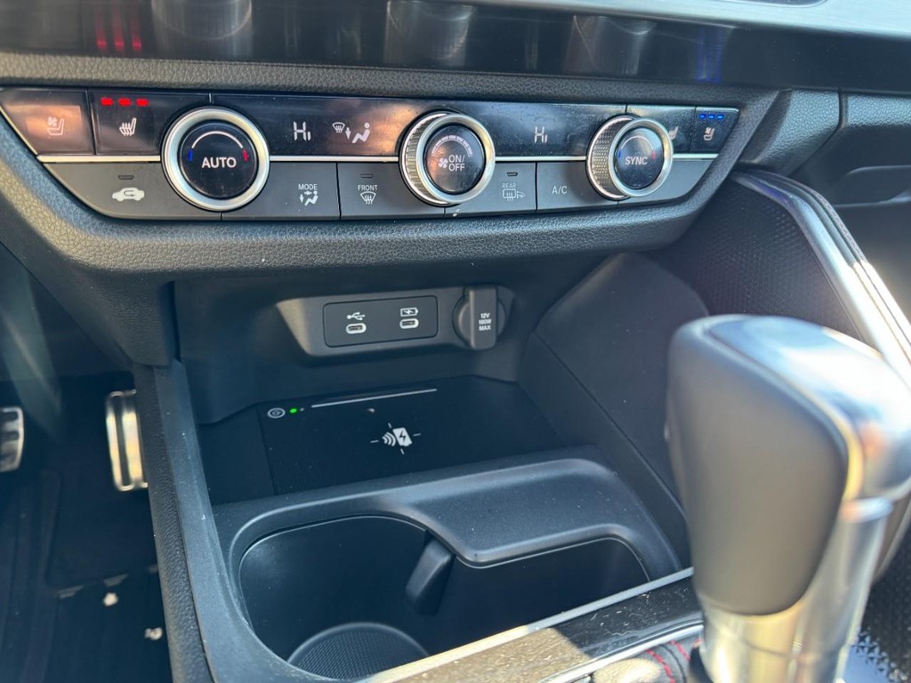 Acura ADX Vehicle Full-screen Gallery Image 19