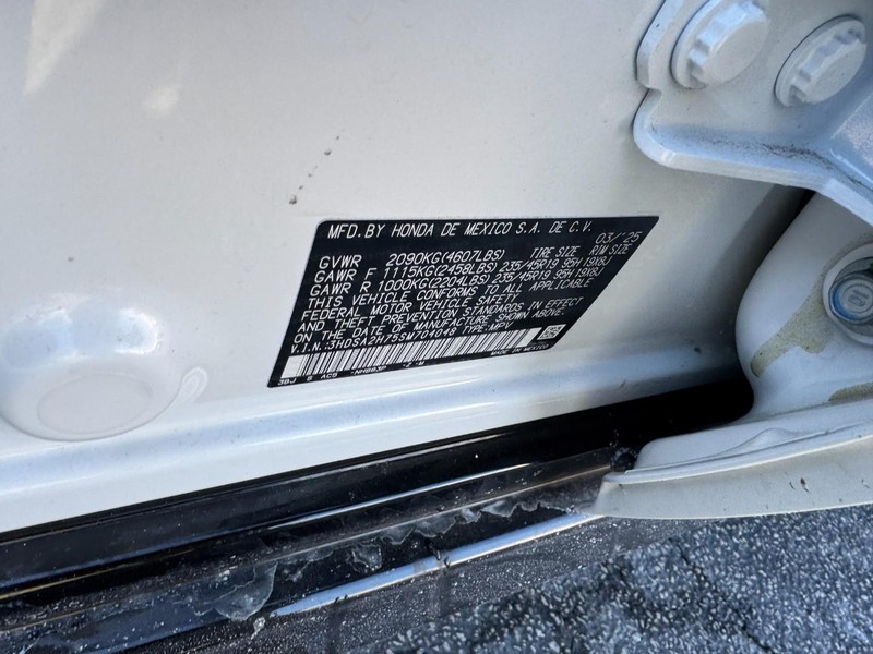 Acura ADX Vehicle Full-screen Gallery Image 24