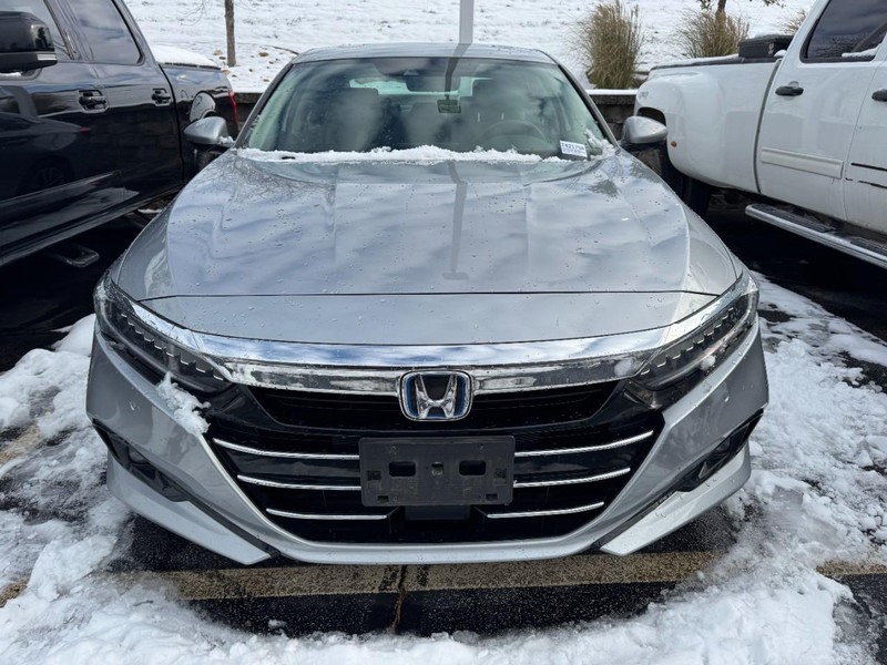 Honda Accord Hybrid Vehicle Full-screen Gallery Image 02