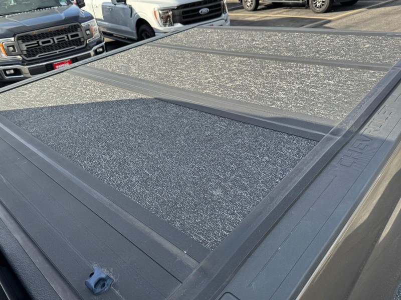 Chevrolet Silverado 1500 Vehicle Full-screen Gallery Image 07