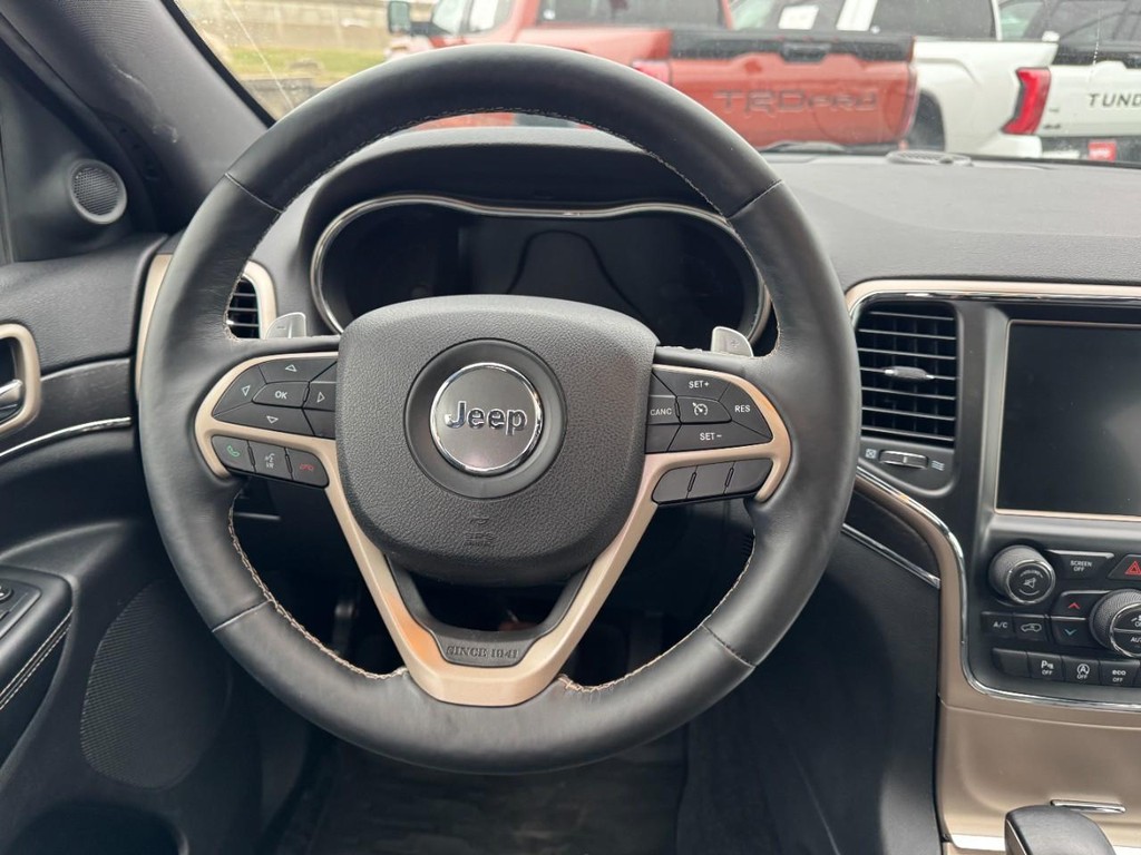 Jeep Grand Cherokee Vehicle Full-screen Gallery Image 13