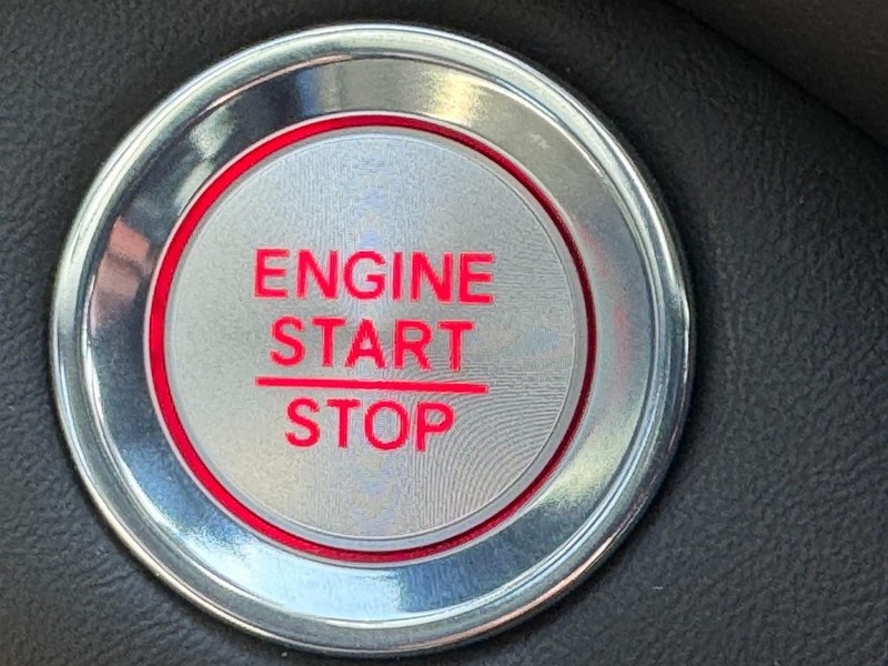 Acura RDX Vehicle Full-screen Gallery Image 23