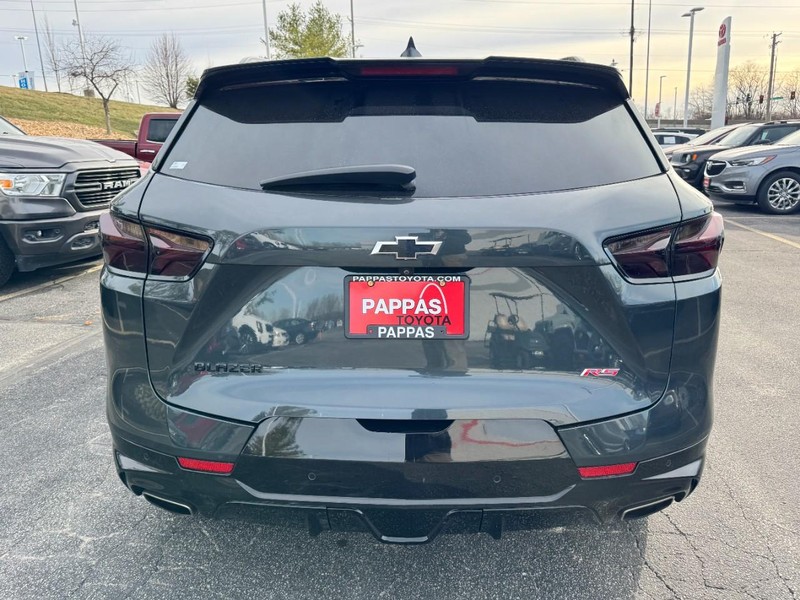 Chevrolet Blazer Vehicle Full-screen Gallery Image 04