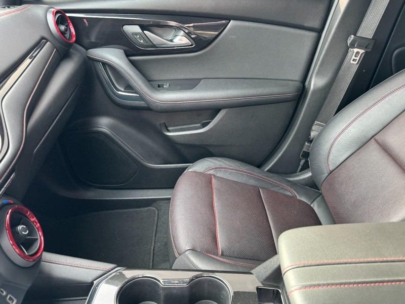 Chevrolet Blazer Vehicle Full-screen Gallery Image 13