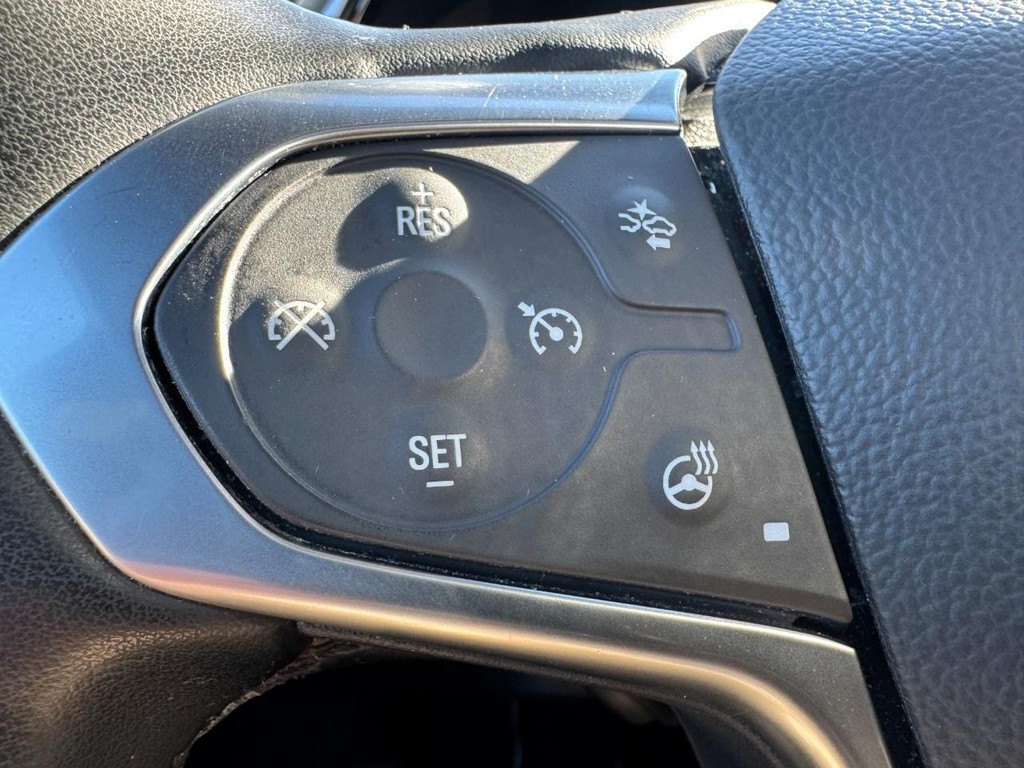 Chevrolet Traverse Vehicle Full-screen Gallery Image 19