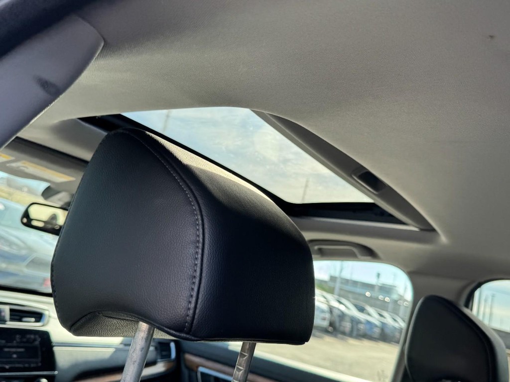 Honda CR-V Vehicle Full-screen Gallery Image 11