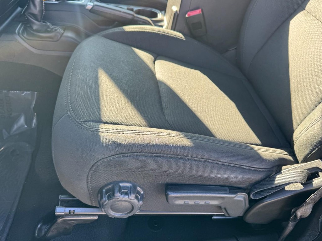 Jeep Wrangler Unlimited Vehicle Full-screen Gallery Image 14