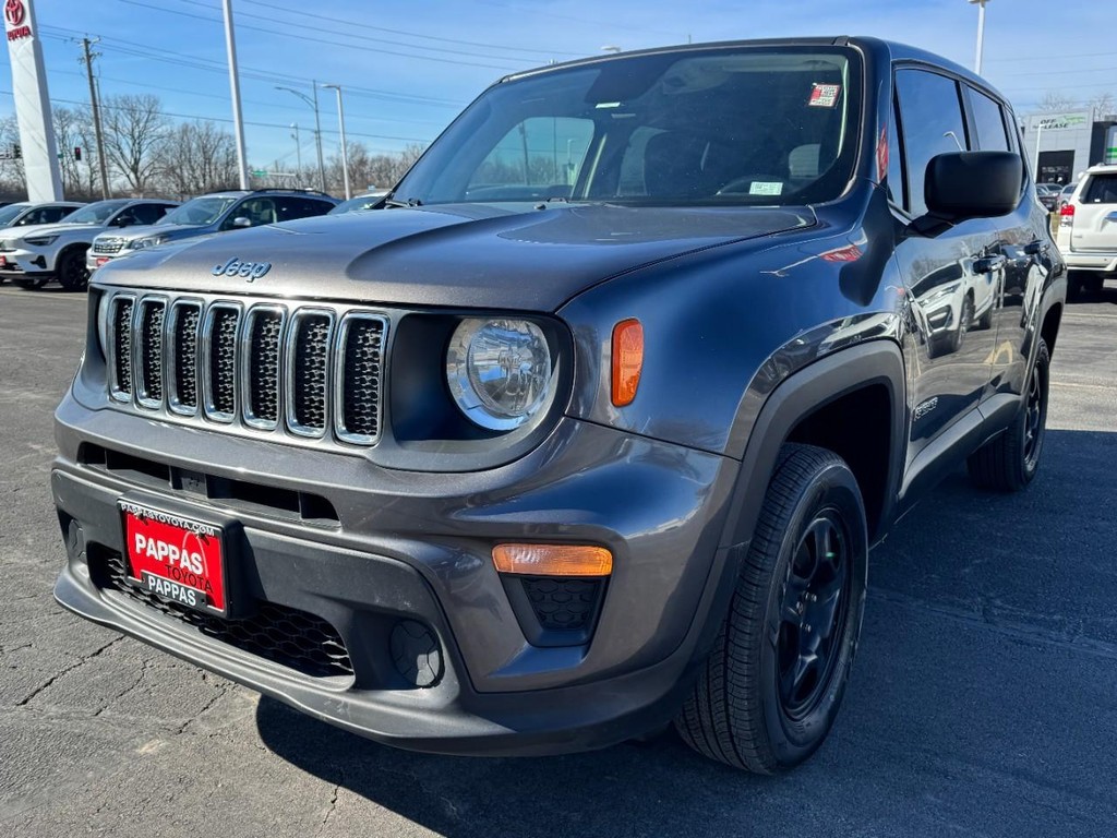 Jeep Renegade Vehicle Full-screen Gallery Image 08