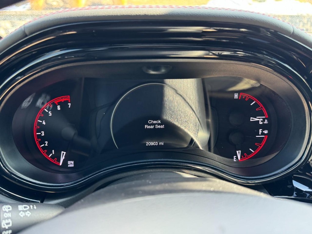 Dodge Durango Vehicle Full-screen Gallery Image 25