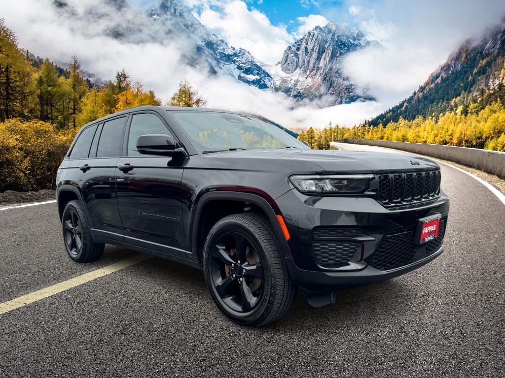 Jeep Grand Cherokee Vehicle Full-screen Gallery Image 01