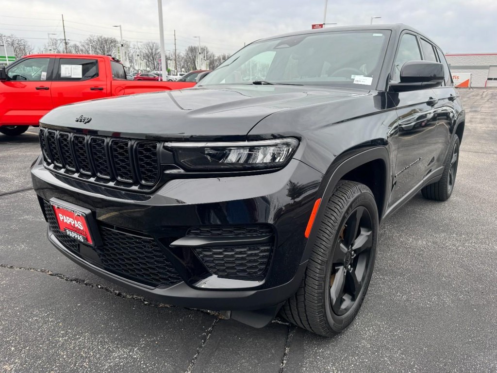 Jeep Grand Cherokee Vehicle Full-screen Gallery Image 08
