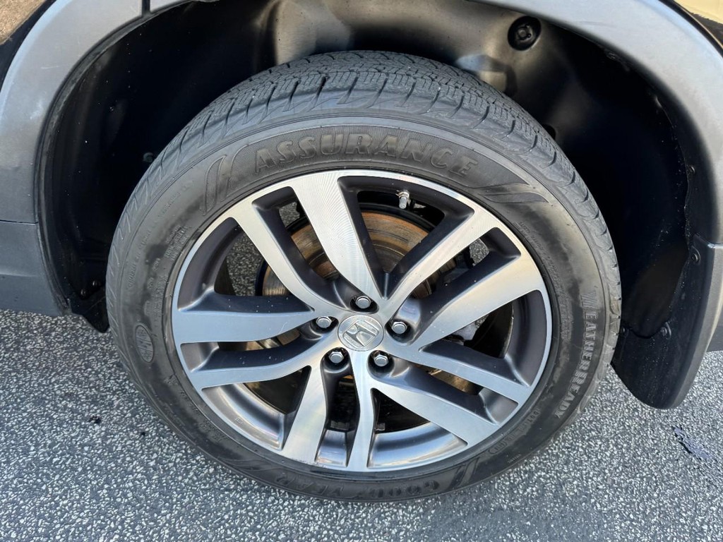 Honda Pilot Vehicle Full-screen Gallery Image 07