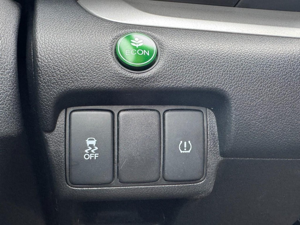 Honda CR-V Vehicle Full-screen Gallery Image 16