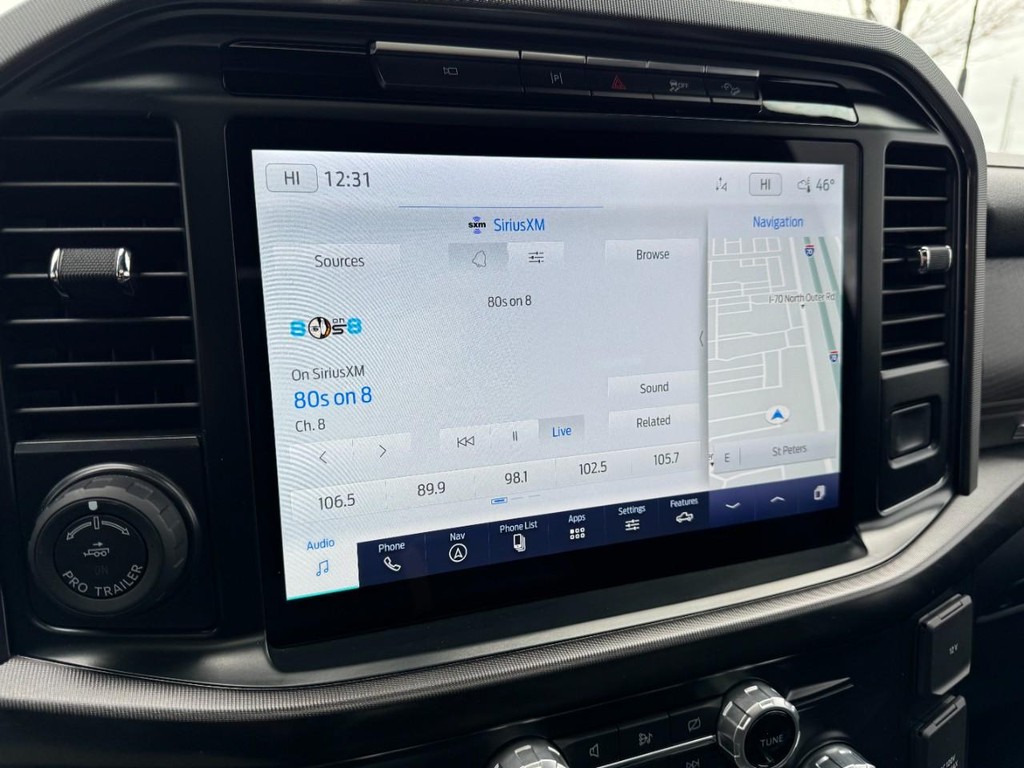 Ford F-150 Vehicle Full-screen Gallery Image 20