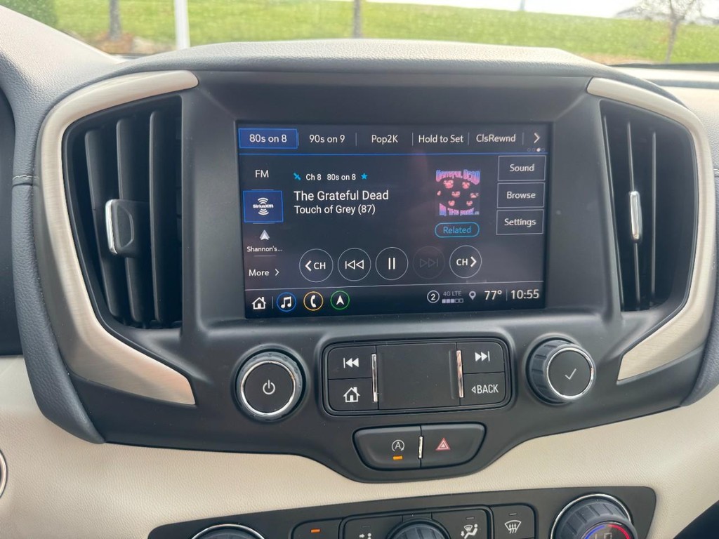 GMC Terrain Vehicle Full-screen Gallery Image 24