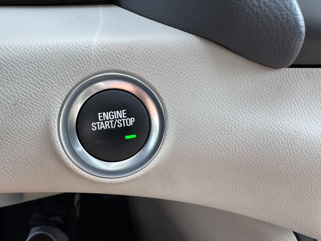 GMC Terrain Vehicle Full-screen Gallery Image 27