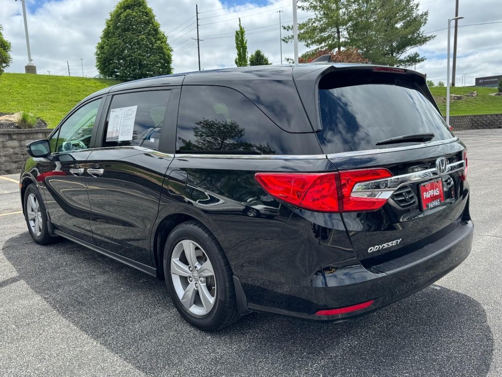 Honda Odyssey Vehicle Full-screen Gallery Image 05