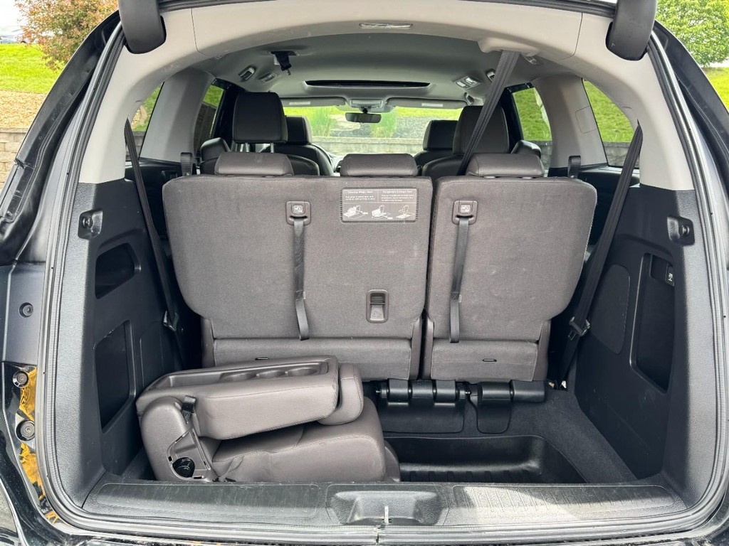 Honda Odyssey Vehicle Full-screen Gallery Image 06