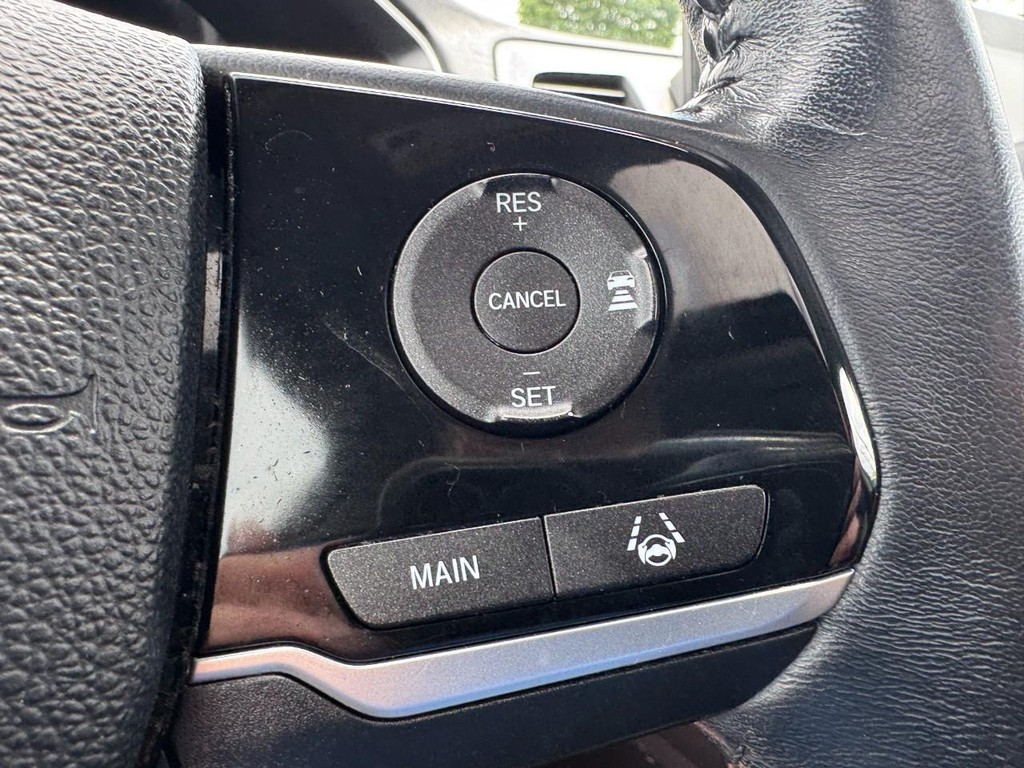 Honda Odyssey Vehicle Full-screen Gallery Image 19