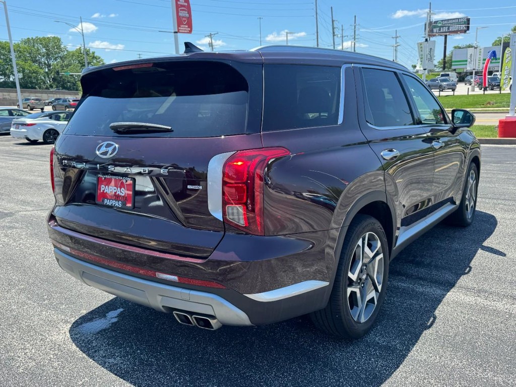 Hyundai Palisade Vehicle Full-screen Gallery Image 03