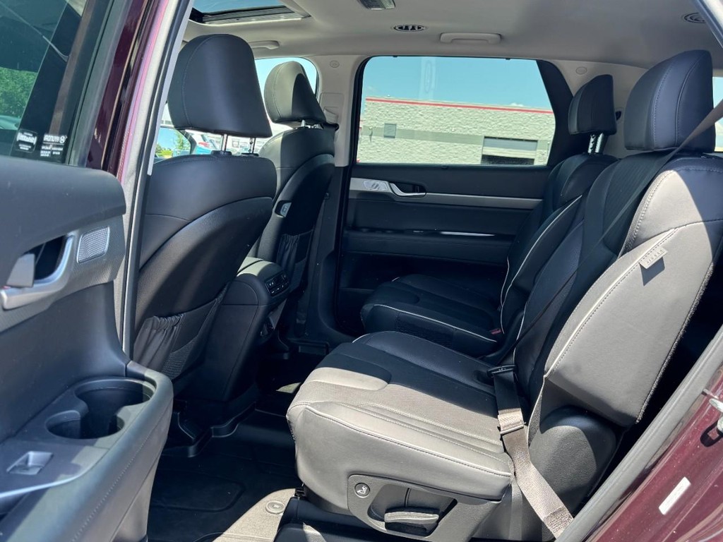 Hyundai Palisade Vehicle Full-screen Gallery Image 10
