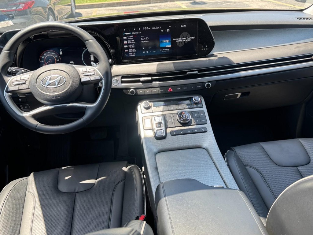 Hyundai Palisade Vehicle Full-screen Gallery Image 14