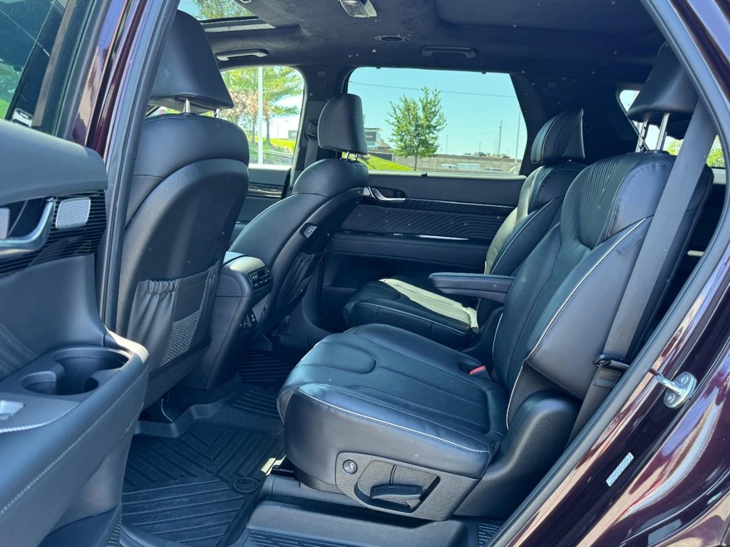 Hyundai Palisade Vehicle Full-screen Gallery Image 10