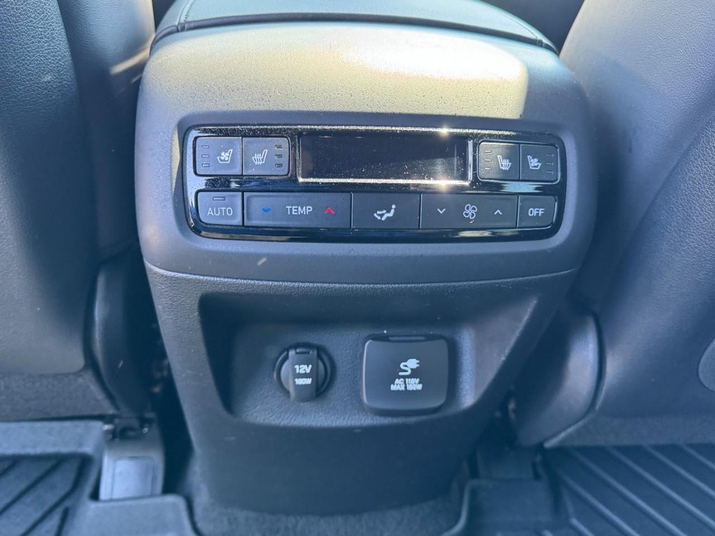Hyundai Palisade Vehicle Full-screen Gallery Image 13