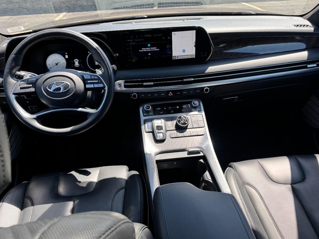 Hyundai Palisade Vehicle Full-screen Gallery Image 14