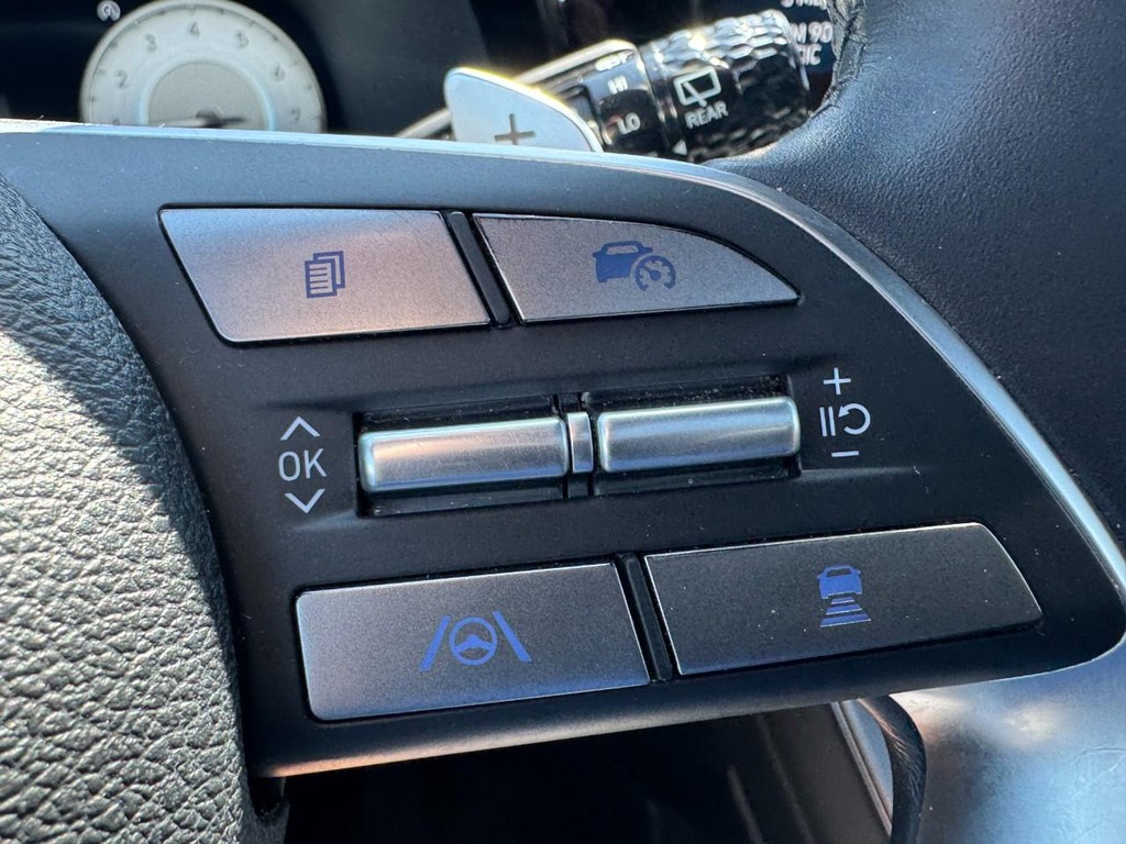 Hyundai Palisade Vehicle Full-screen Gallery Image 20